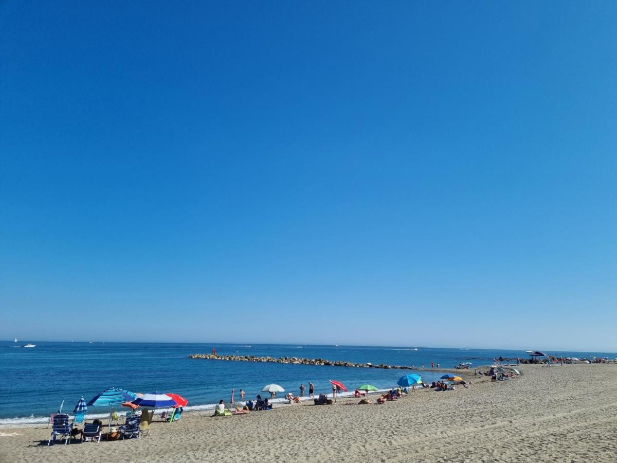 Las Gaviotas B9 Manilva Kültér fotó
